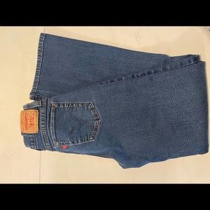 512 Levi Perfectly Slimming Jeans 8M
